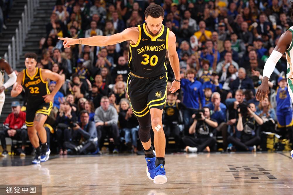 逐步形成自 逐步形成自